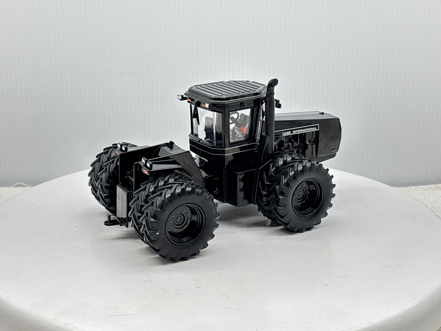 1/32 Case IH 9250 NFTM Black Chaser