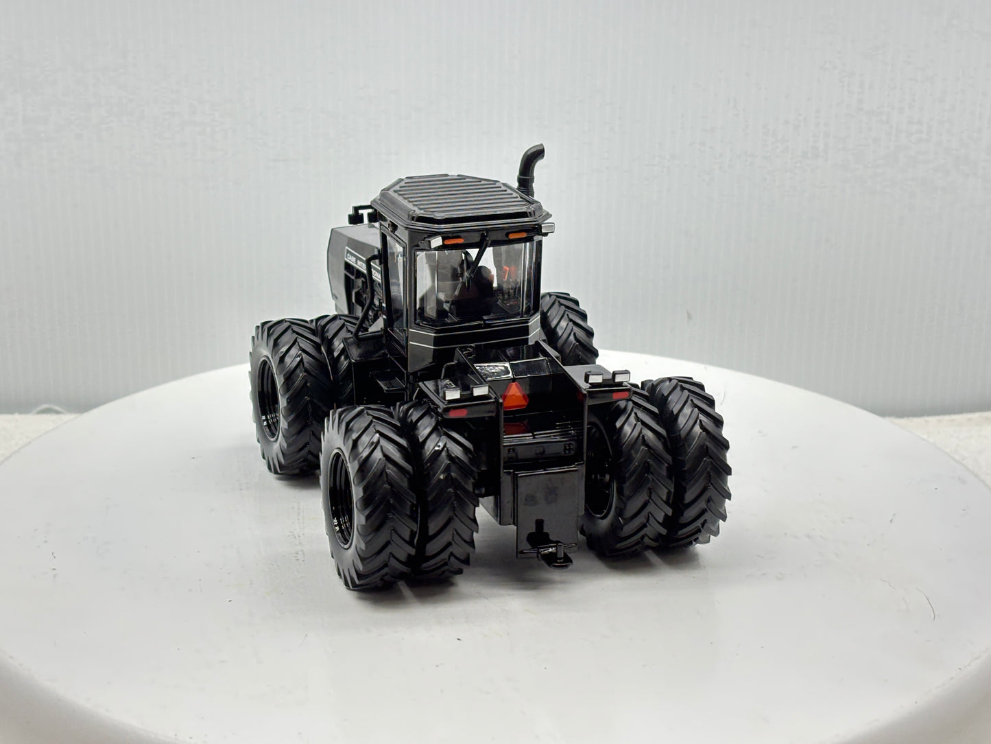 1/32 Case IH 9250 NFTM Black Chaser