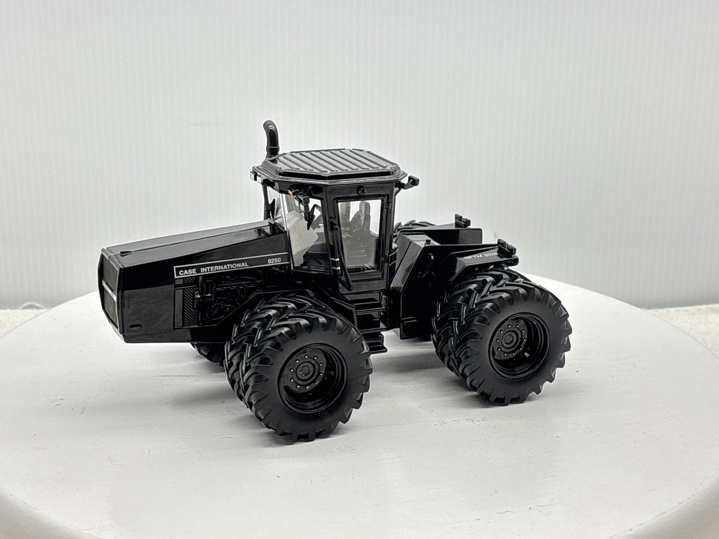 1/32 Case IH 9250 NFTM Black Chaser