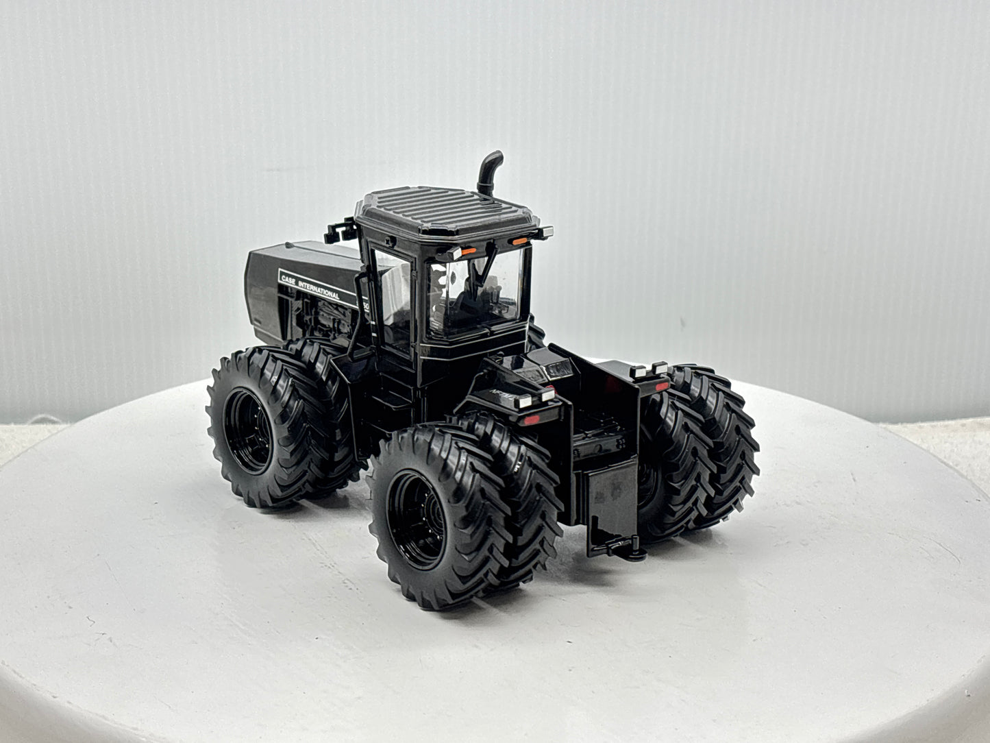 1/32 Case IH 9250 NFTM Black Chaser