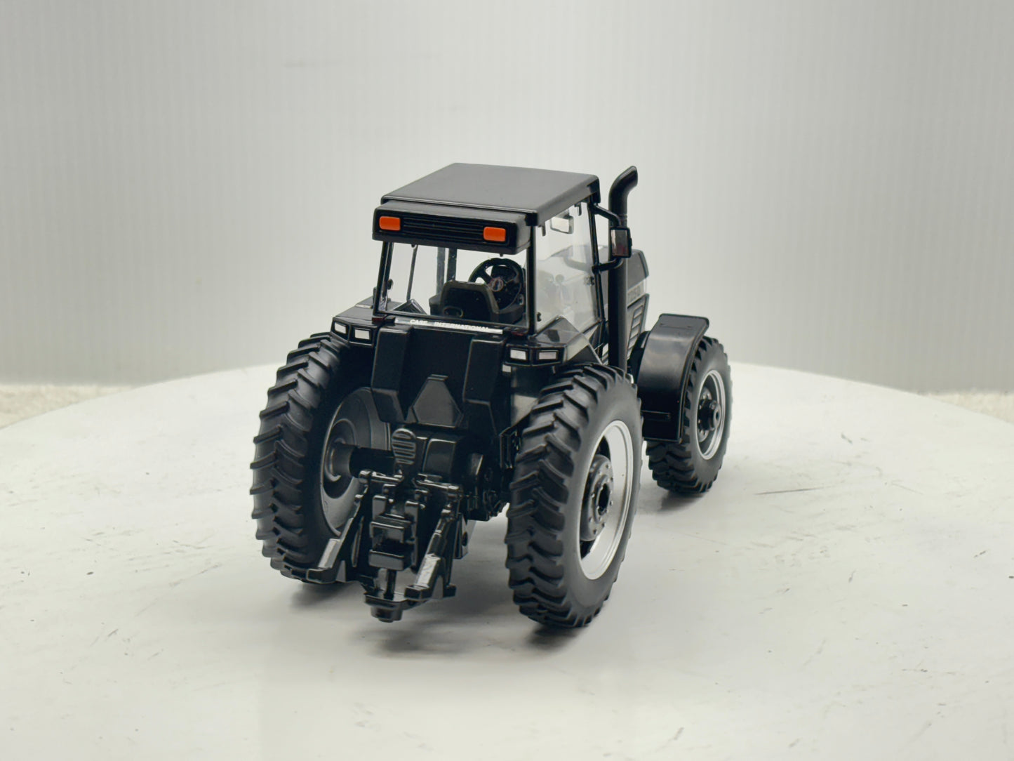 1/32 Case IH Magnum 7250