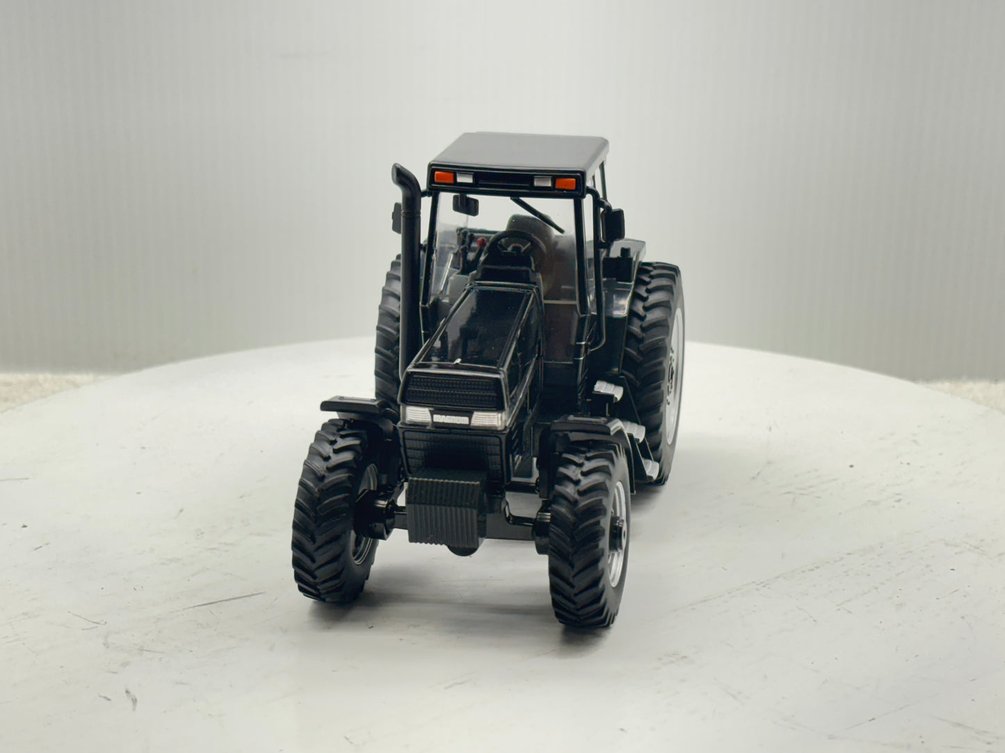 1/32 Case IH Magnum 7250