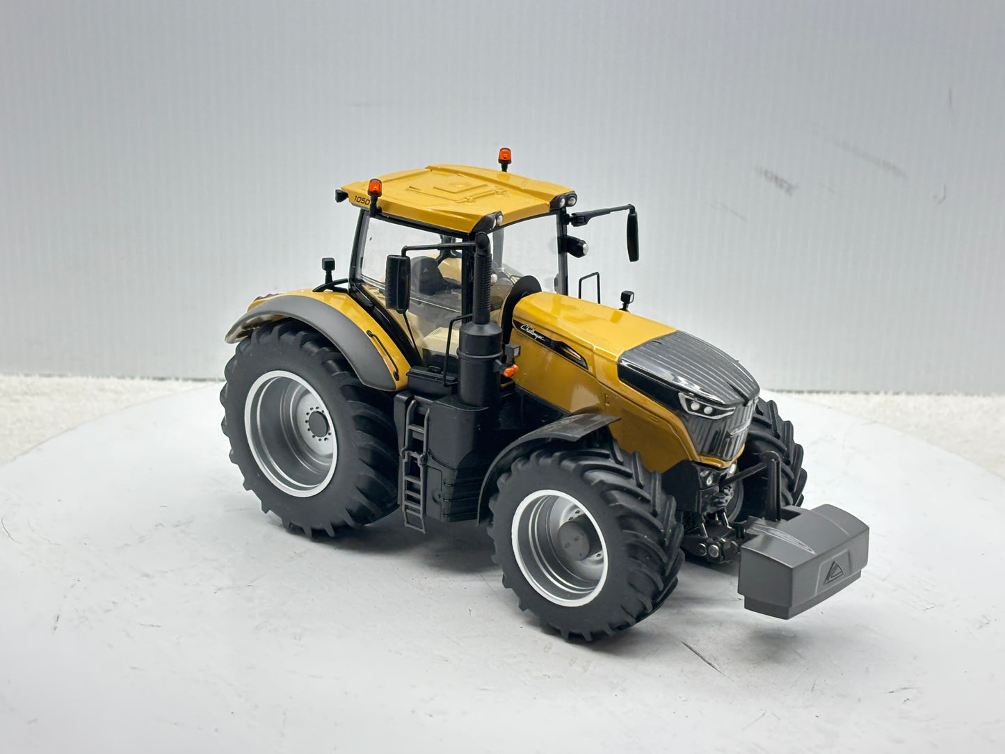1/32 Challenger 1050