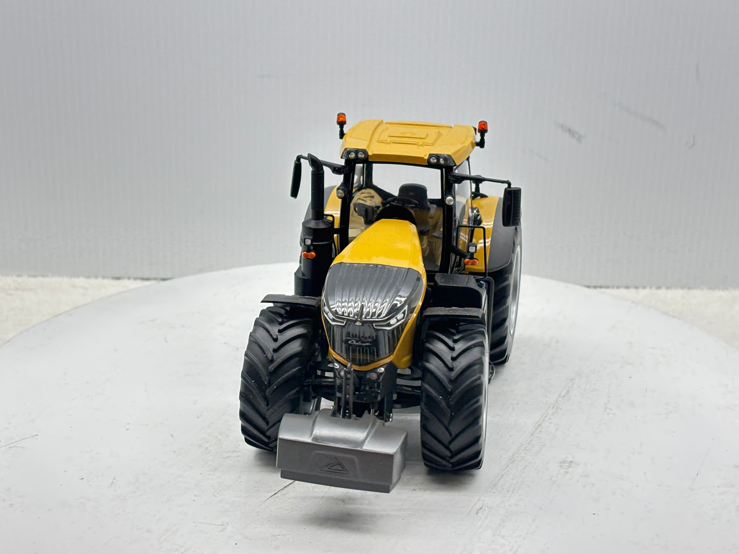 1/32 Challenger 1050