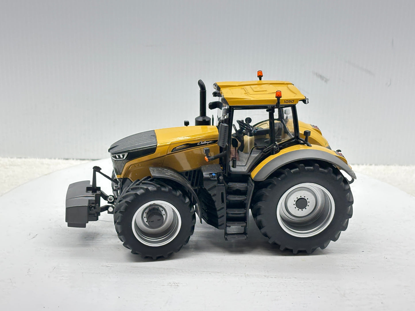 1/32 Challenger 1050