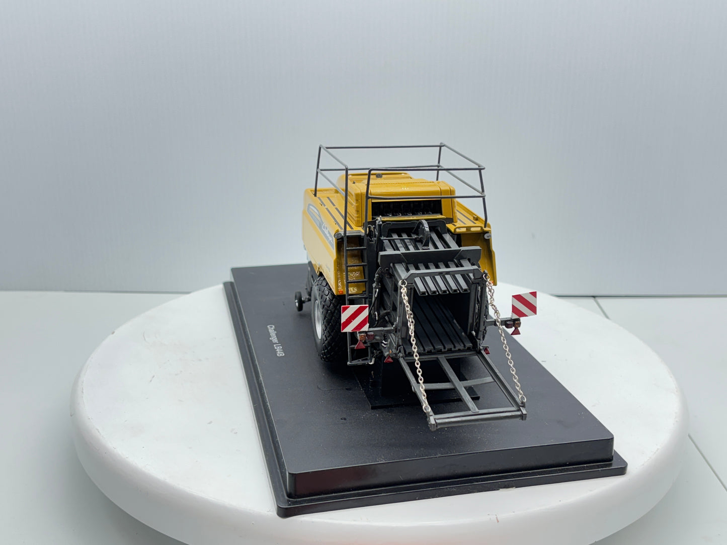 1/32 Challenger LB448