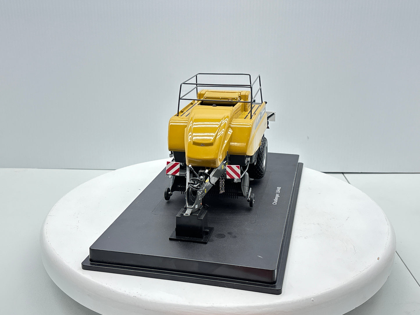 1/32 Challenger LB448