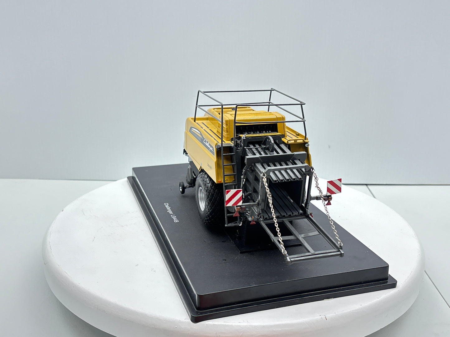 1/32 Challenger LB448
