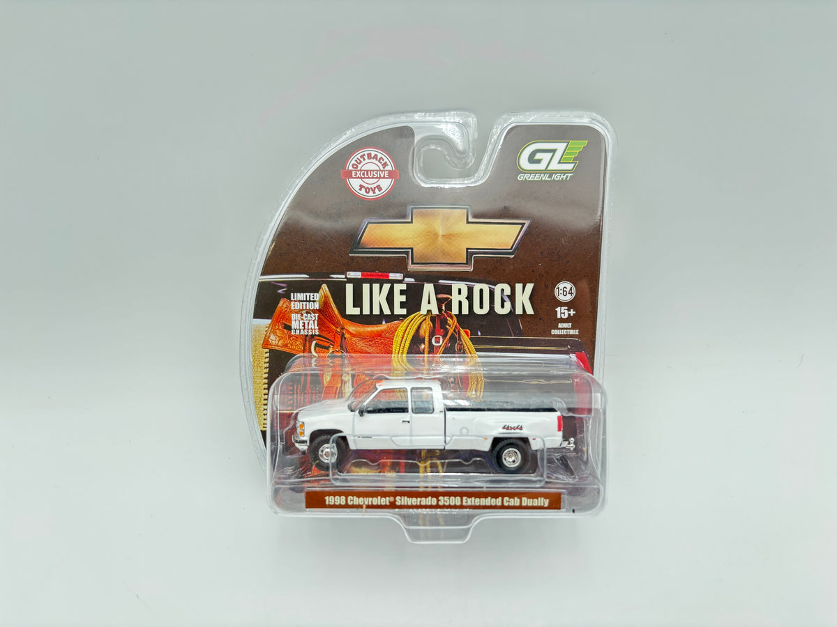 1/64 Chevrolet Silverado 3500 Extended Cab Dually (White)