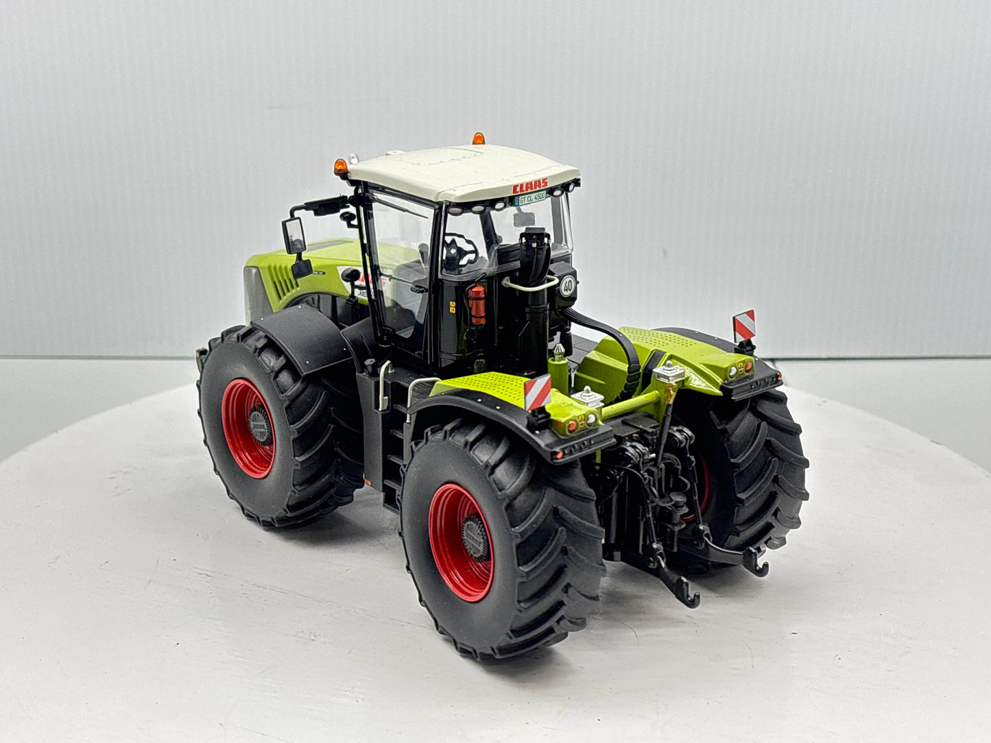 1/32 Claas 4500 Xerion