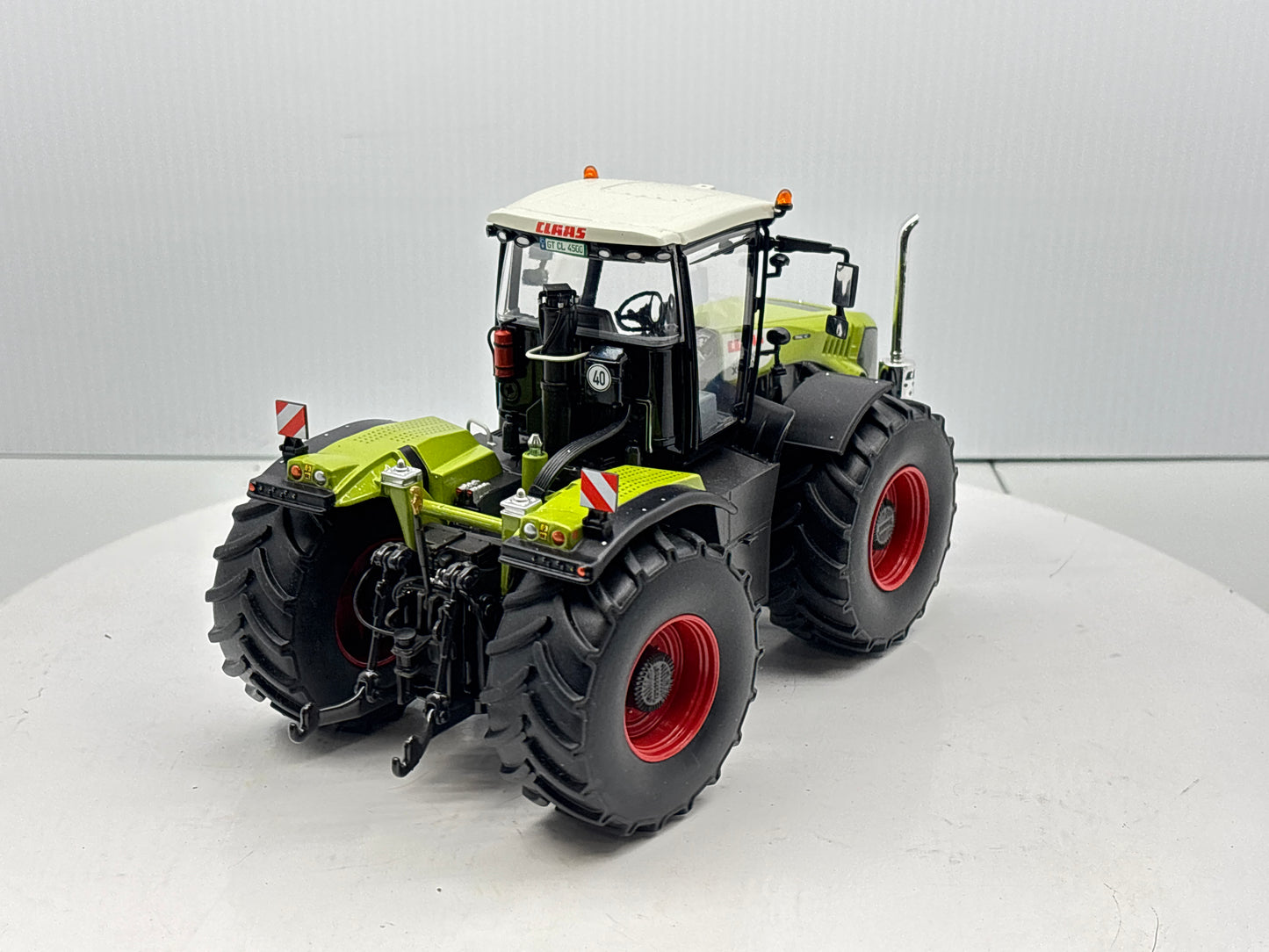 1/32 Claas 4500 Xerion