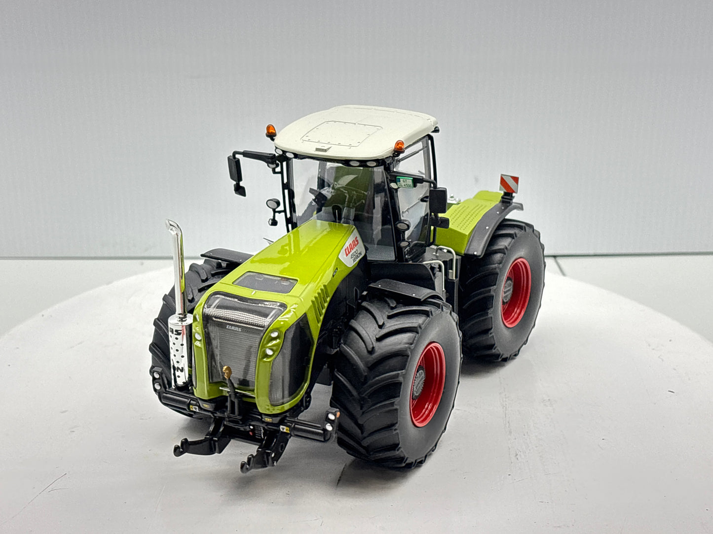 1/32 Claas 4500 Xerion