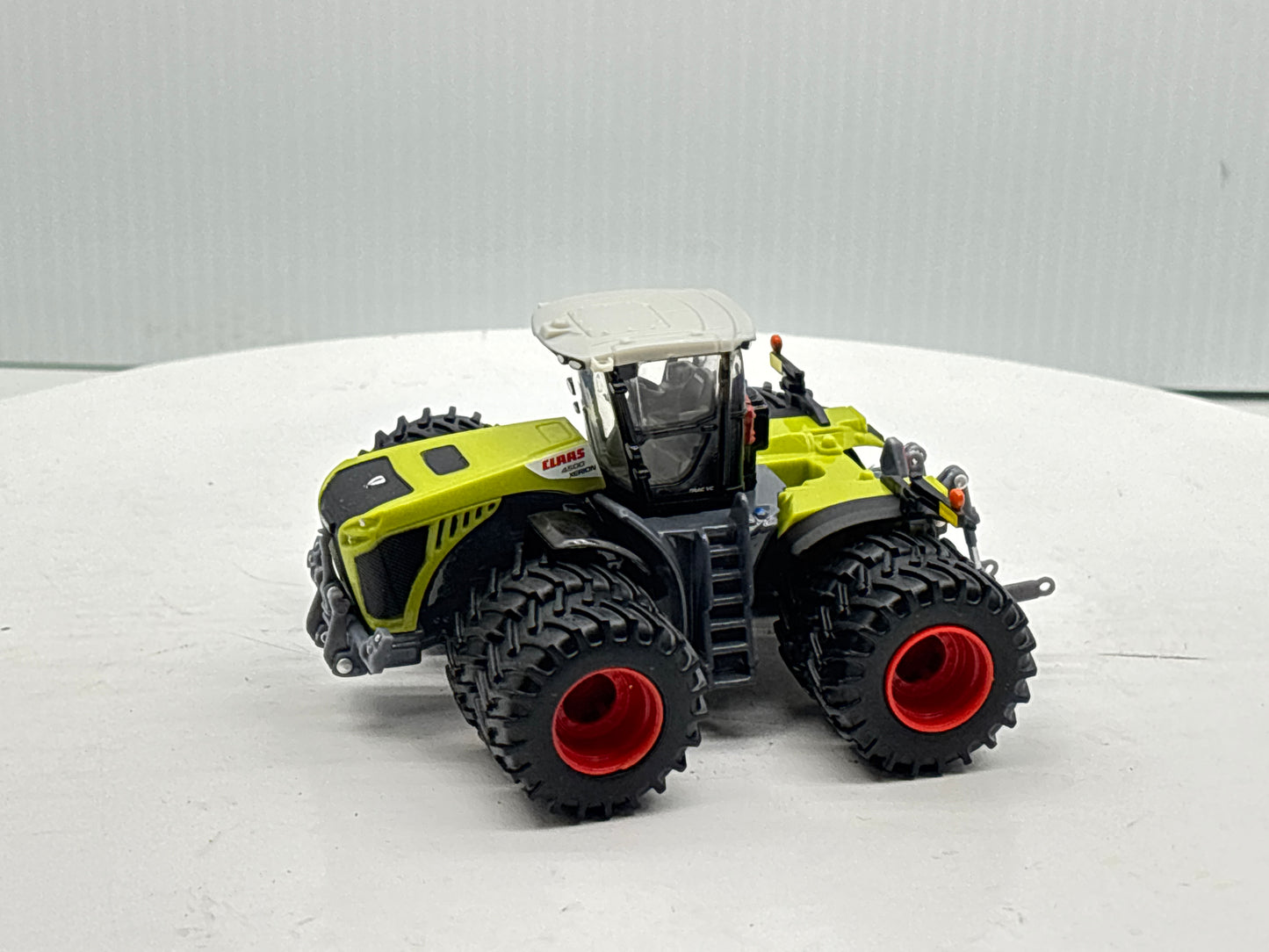 1/64 Claas 4500 Xerion