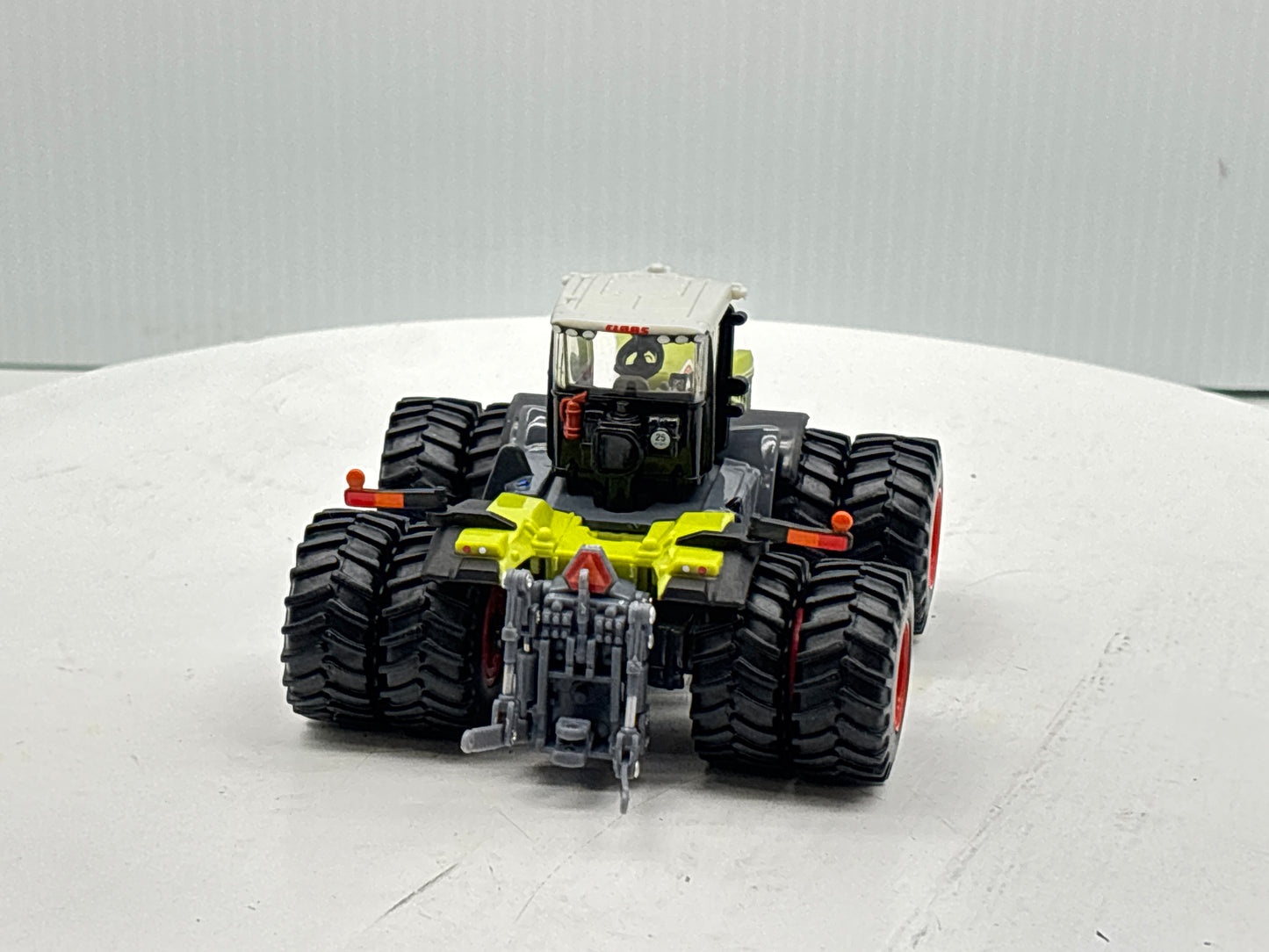 1/64 Claas 4500 Xerion
