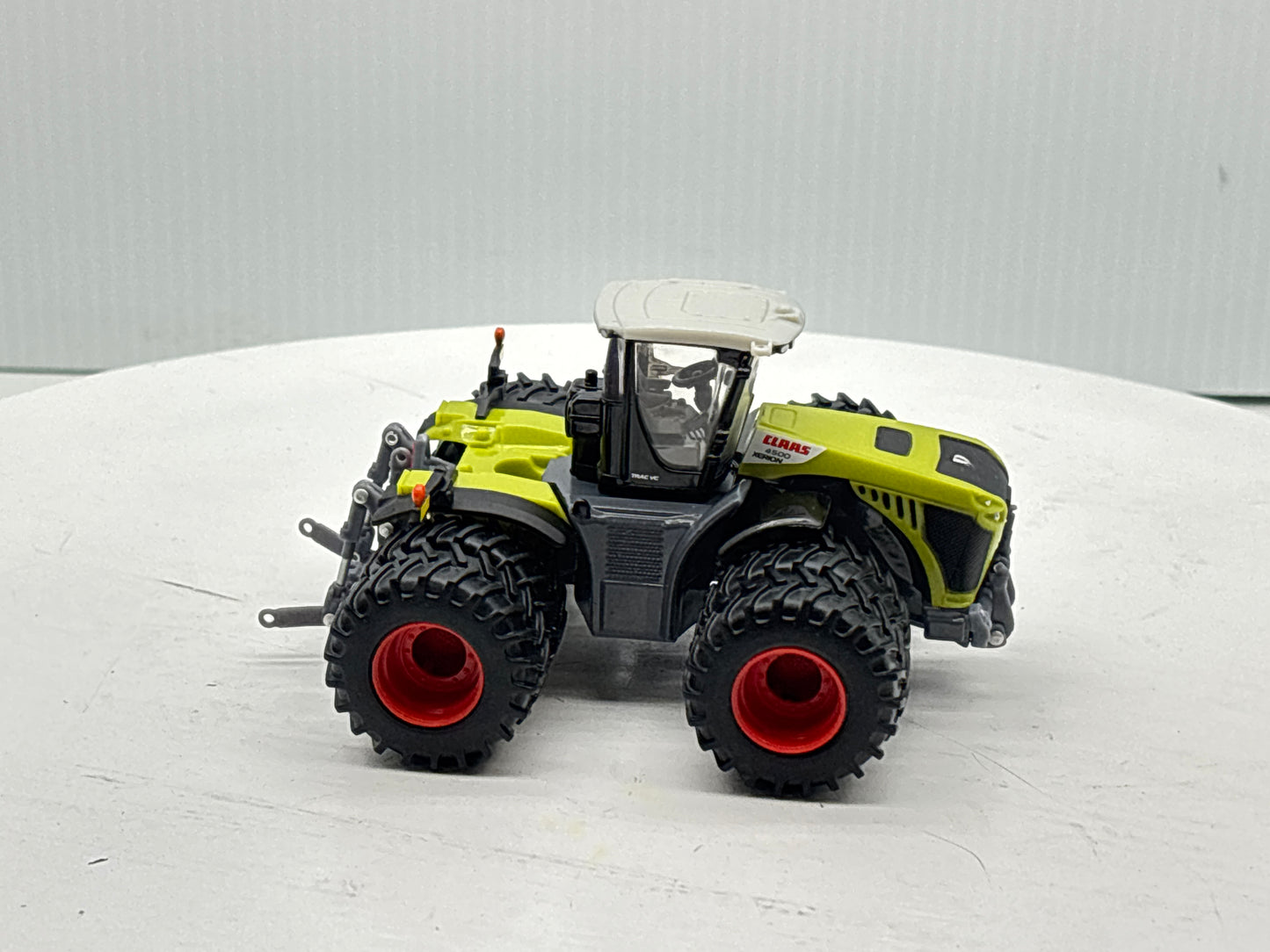 1/64 Claas 4500 Xerion