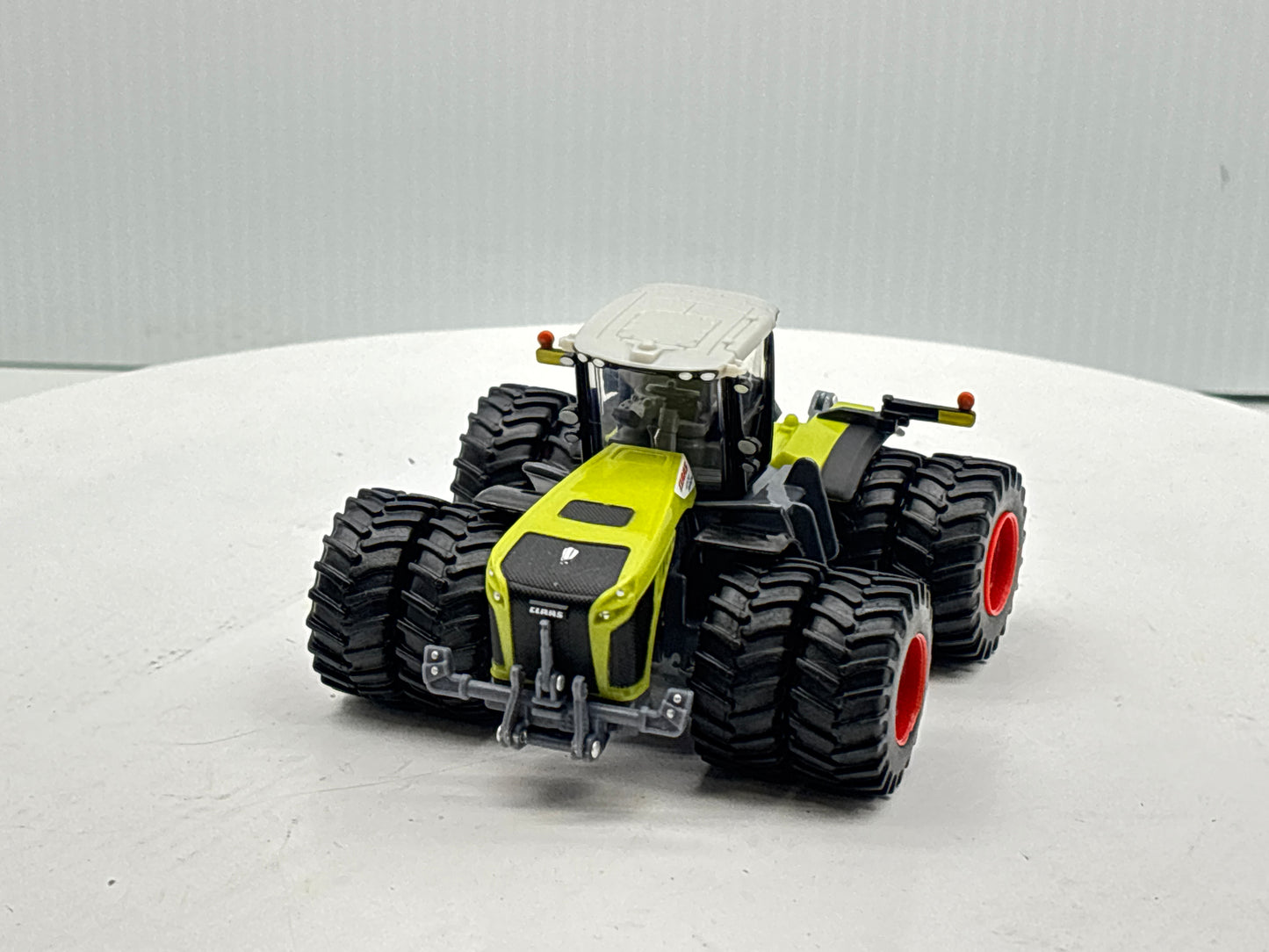 1/64 Claas 4500 Xerion