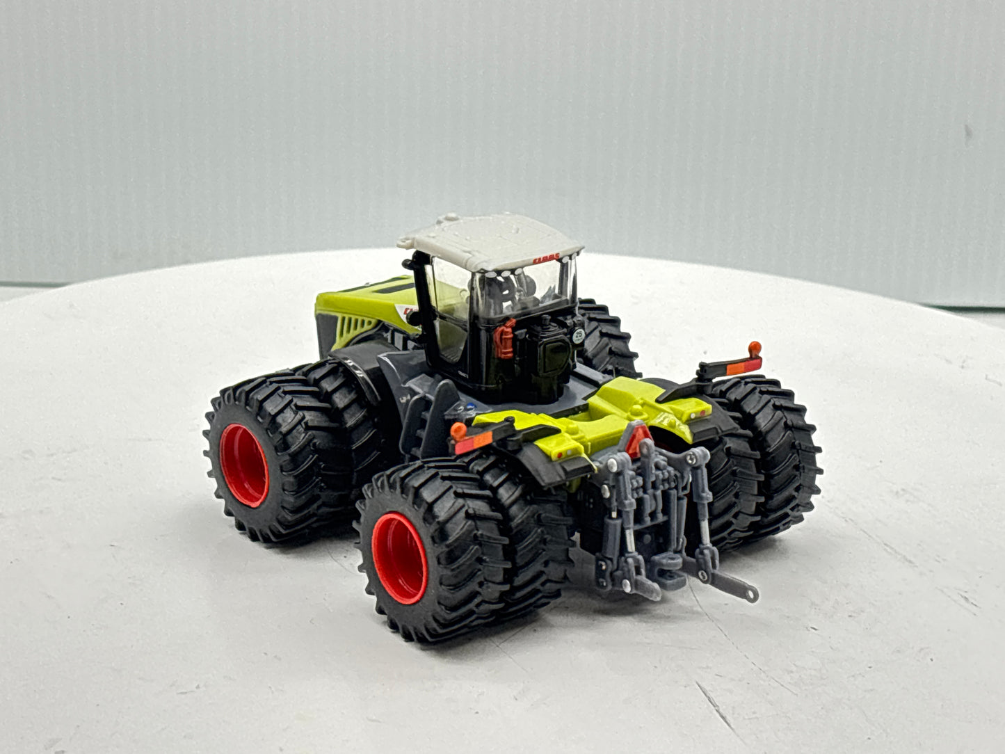 1/64 Claas 4500 Xerion
