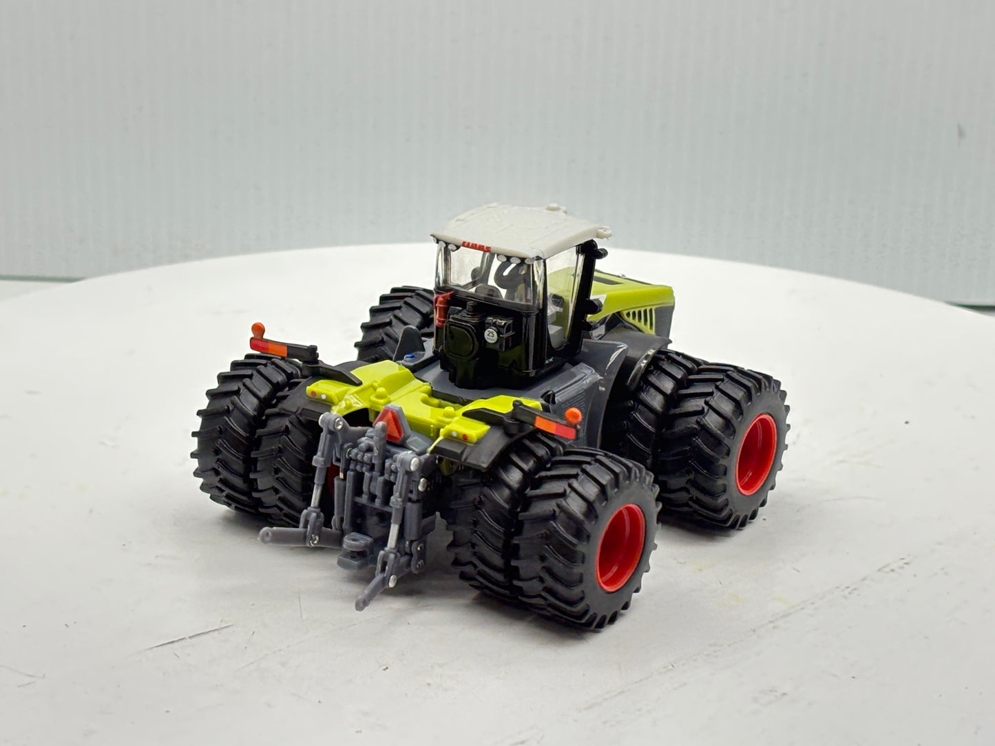 1/64 Claas 4500 Xerion