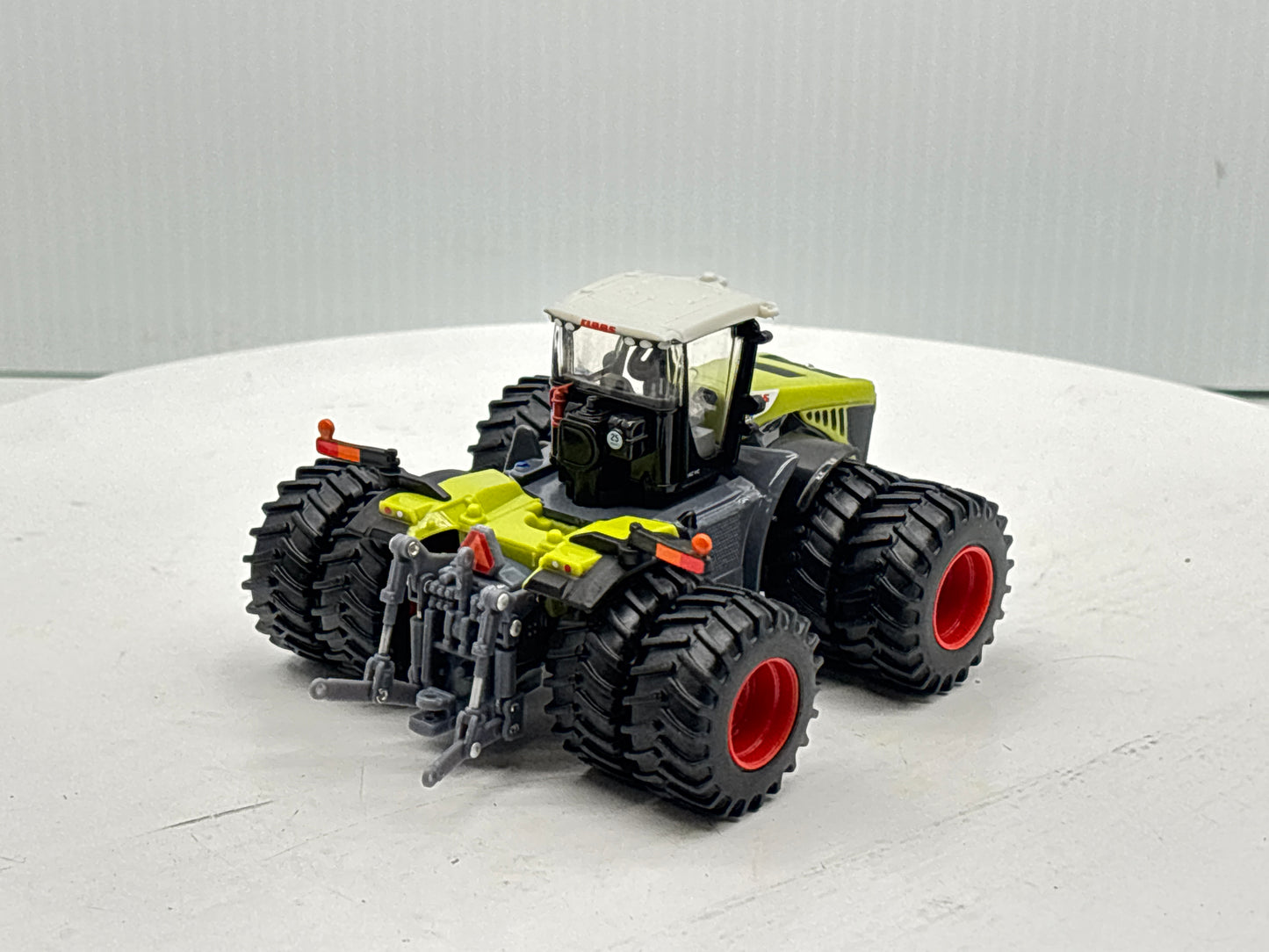 1/64 Claas 4500 Xerion