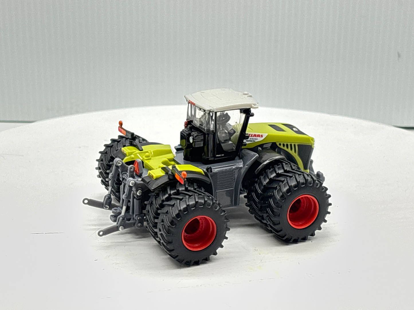 1/64 Claas 4500 Xerion
