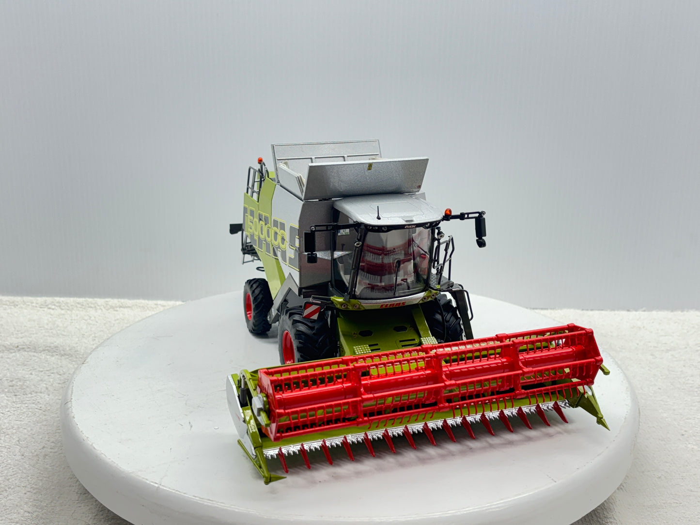 1/32 Claas 450