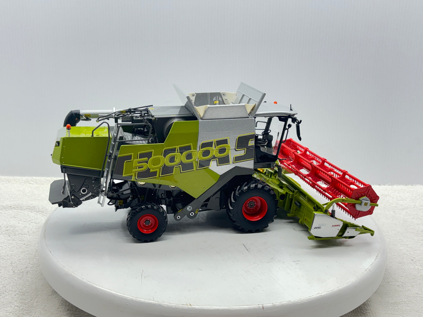 1/32 Claas 450