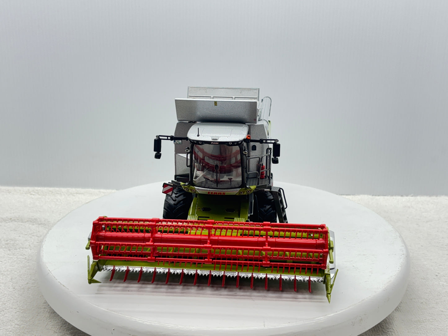 1/32 Claas 450