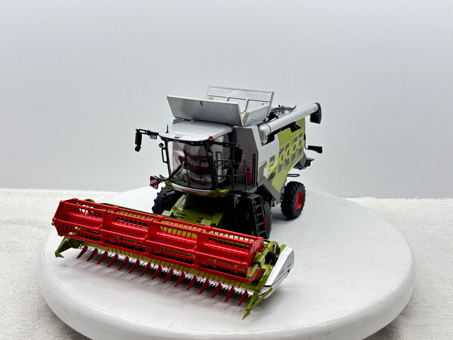 1/32 Claas 450