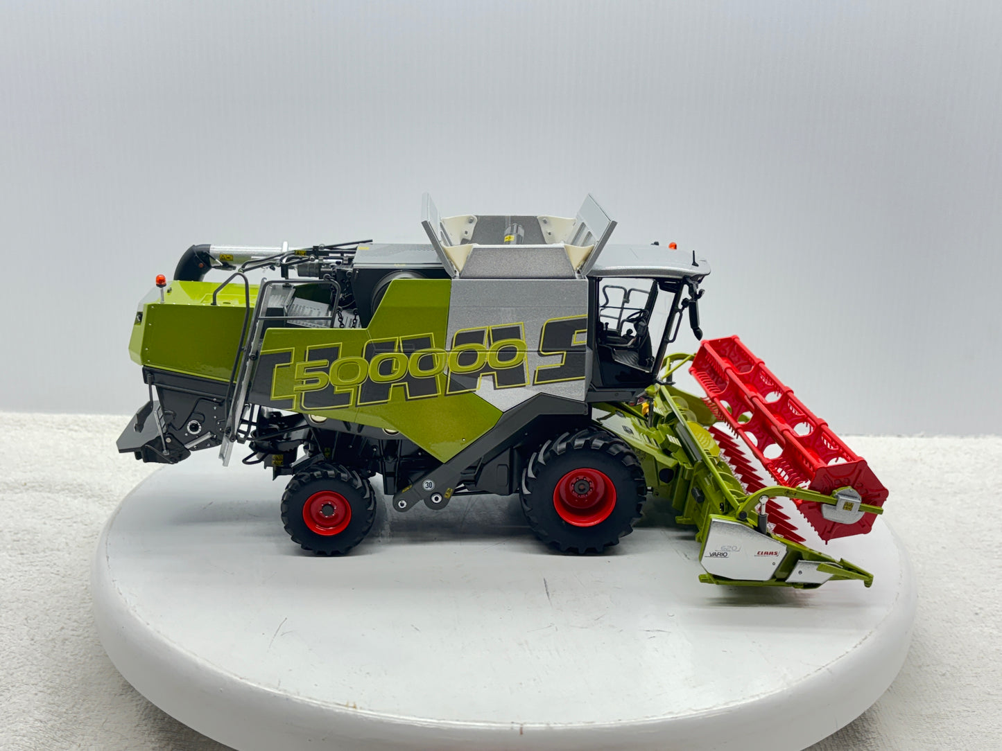 1/32 Claas 450