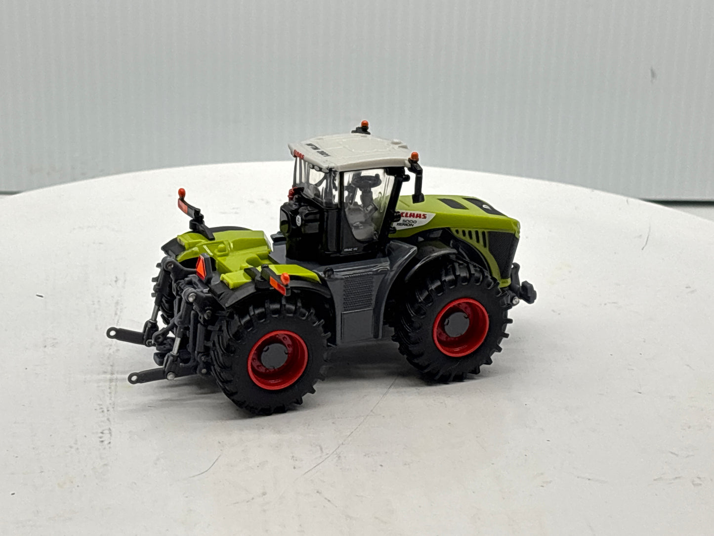 1/64 Claas 5000 Xerion NFTM