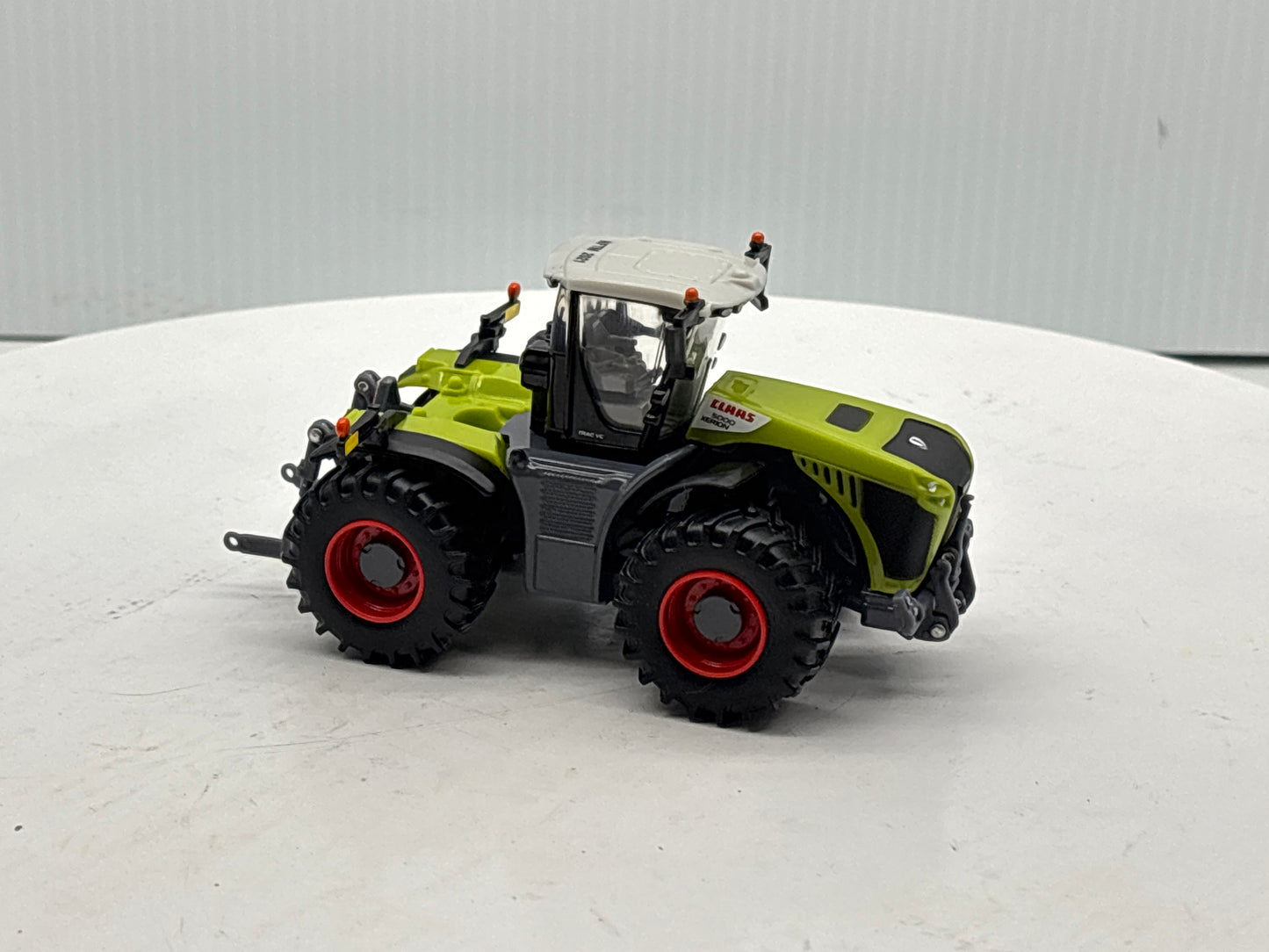 1/64 Claas 5000 Xerion NFTM