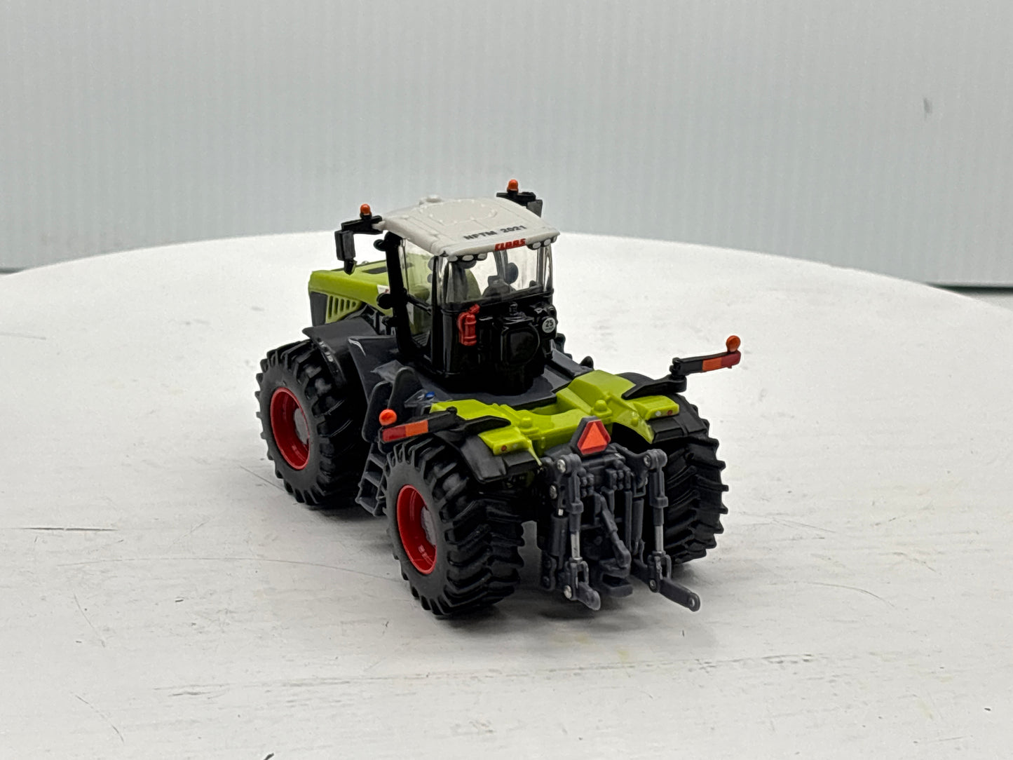 1/64 Claas 5000 Xerion NFTM