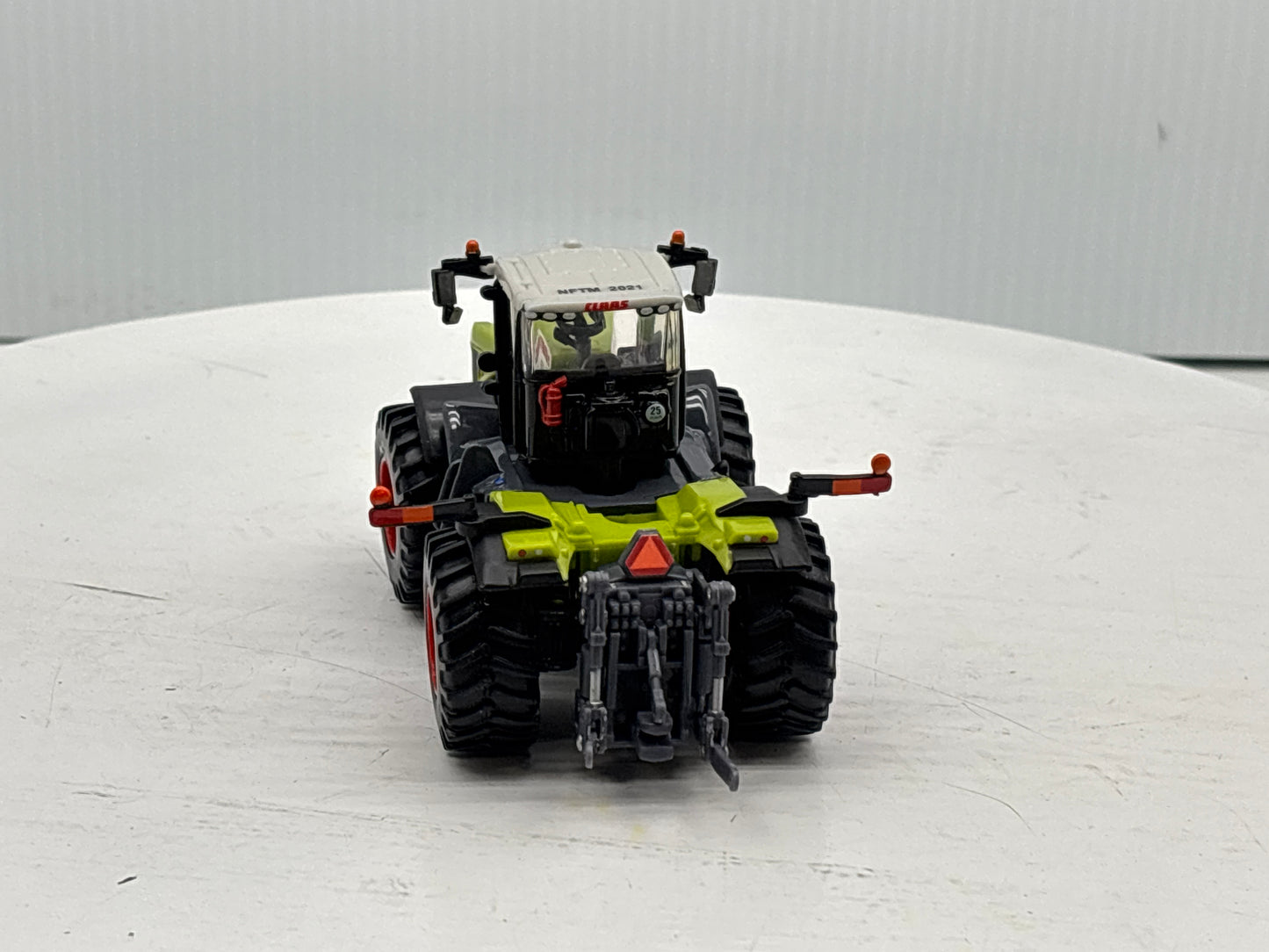 1/64 Claas 5000 Xerion NFTM