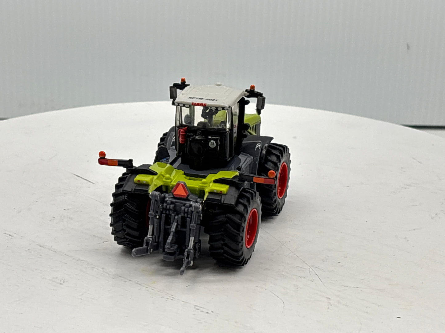 1/64 Claas 5000 Xerion NFTM