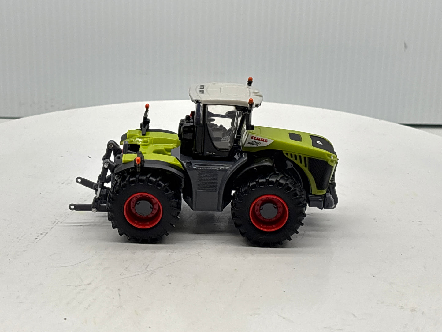 1/64 Claas 5000 Xerion NFTM