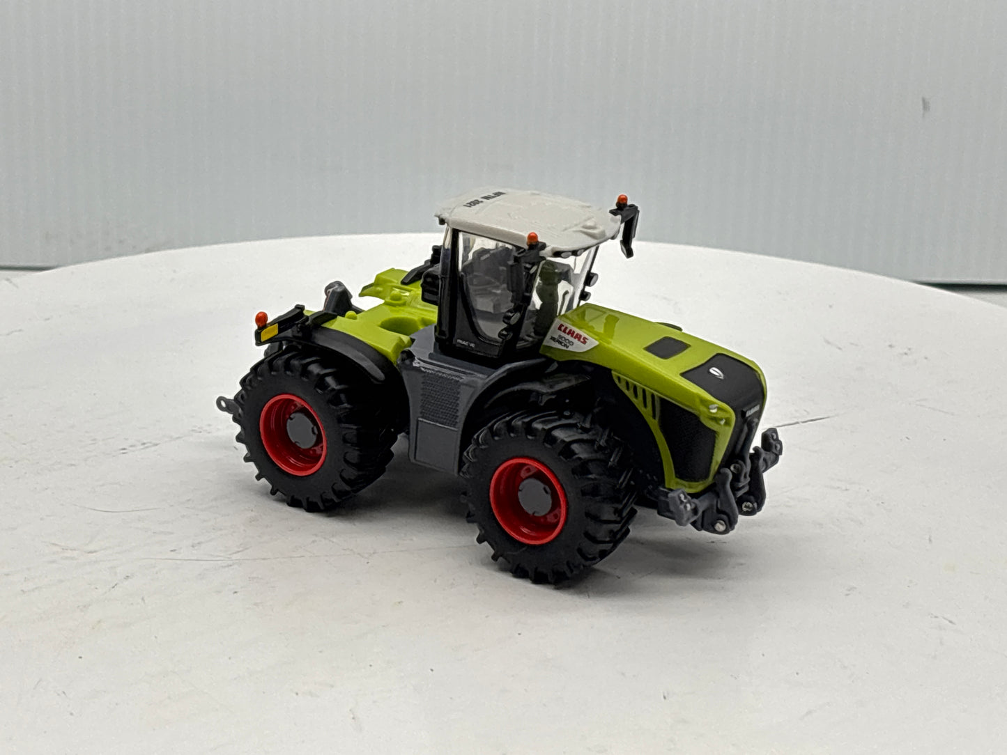 1/64 Claas 5000 Xerion NFTM