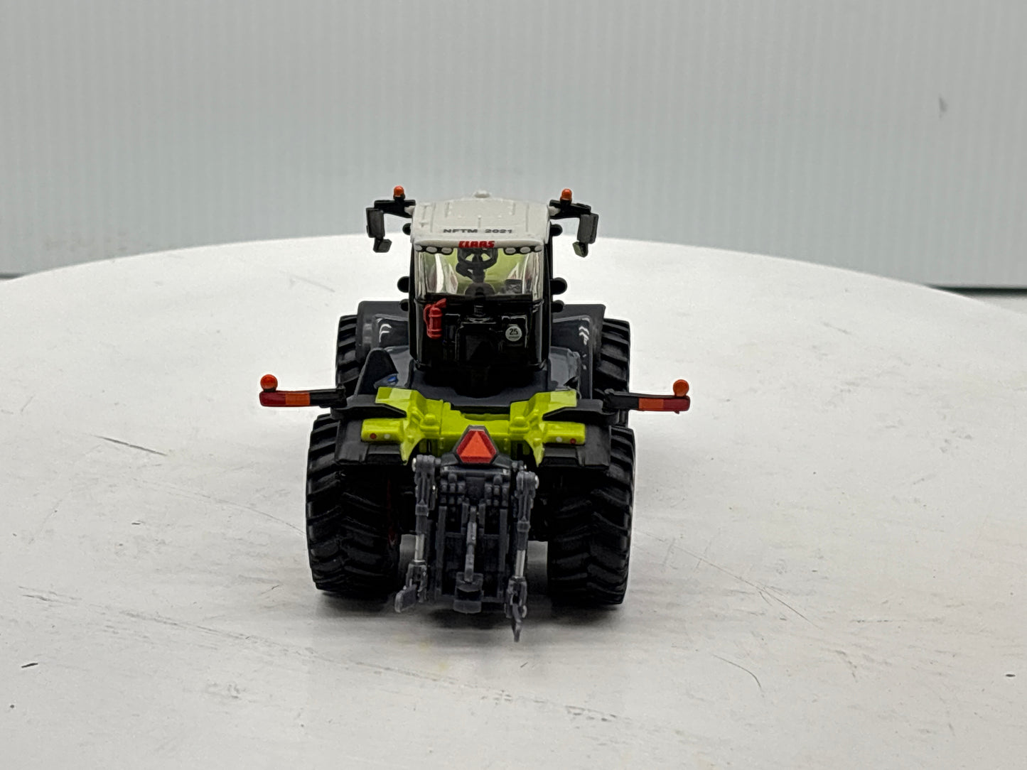 1/64 Claas 5000 Xerion NFTM