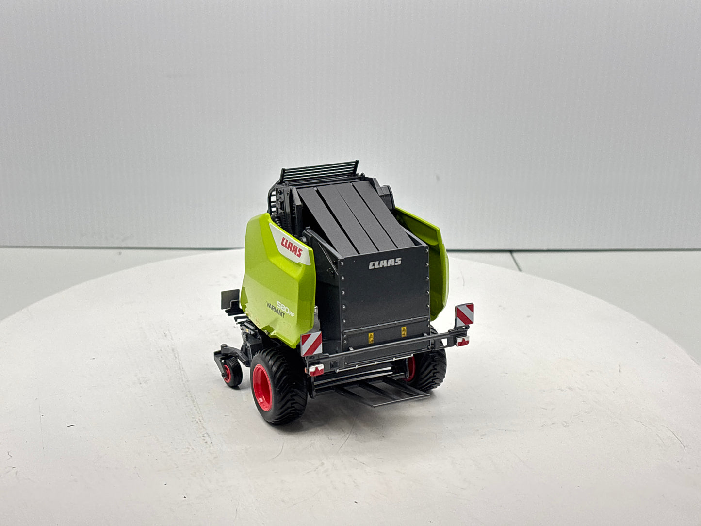 1/32 Claas 580 RF Variant
