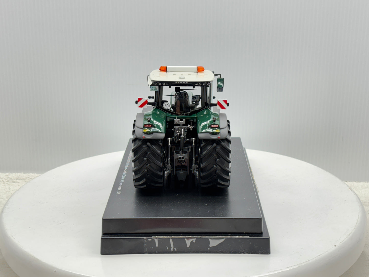 1/32 Claas Axion 870 Bollmer