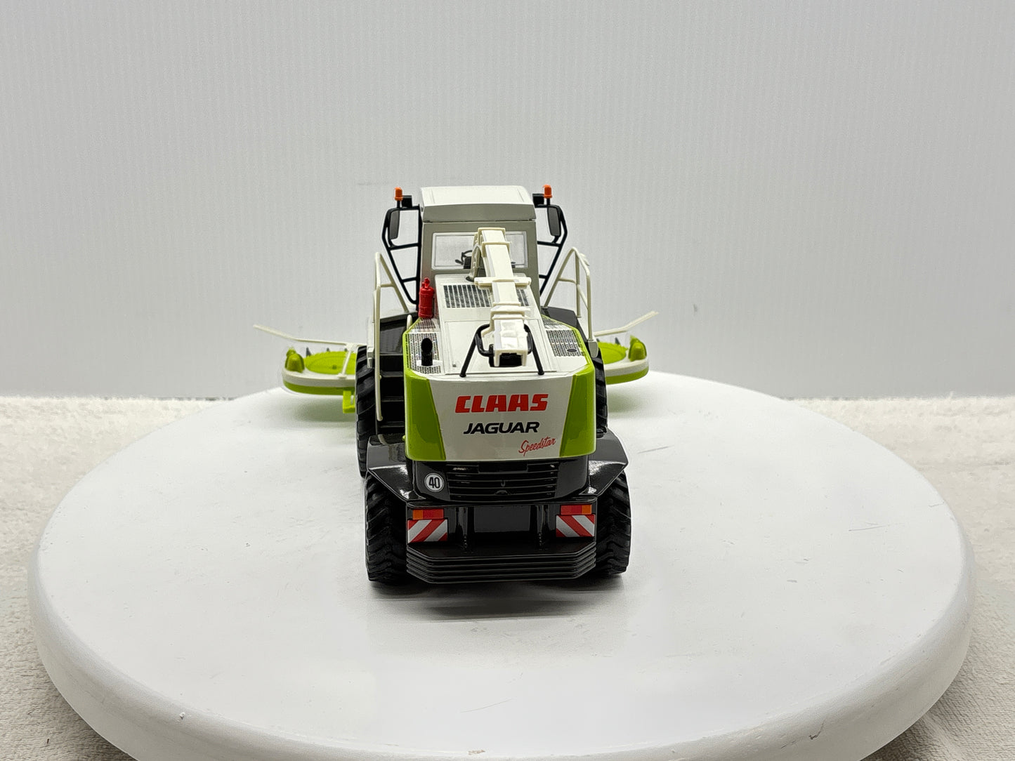 1/32 Claas Jaguar 900