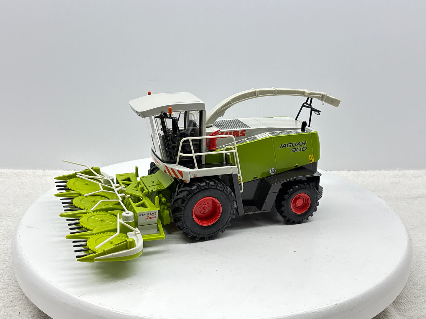 1/32 Claas Jaguar 900