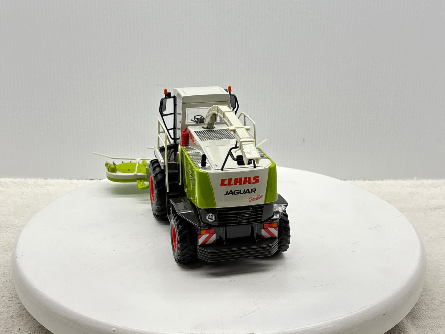 1/32 Claas Jaguar 900