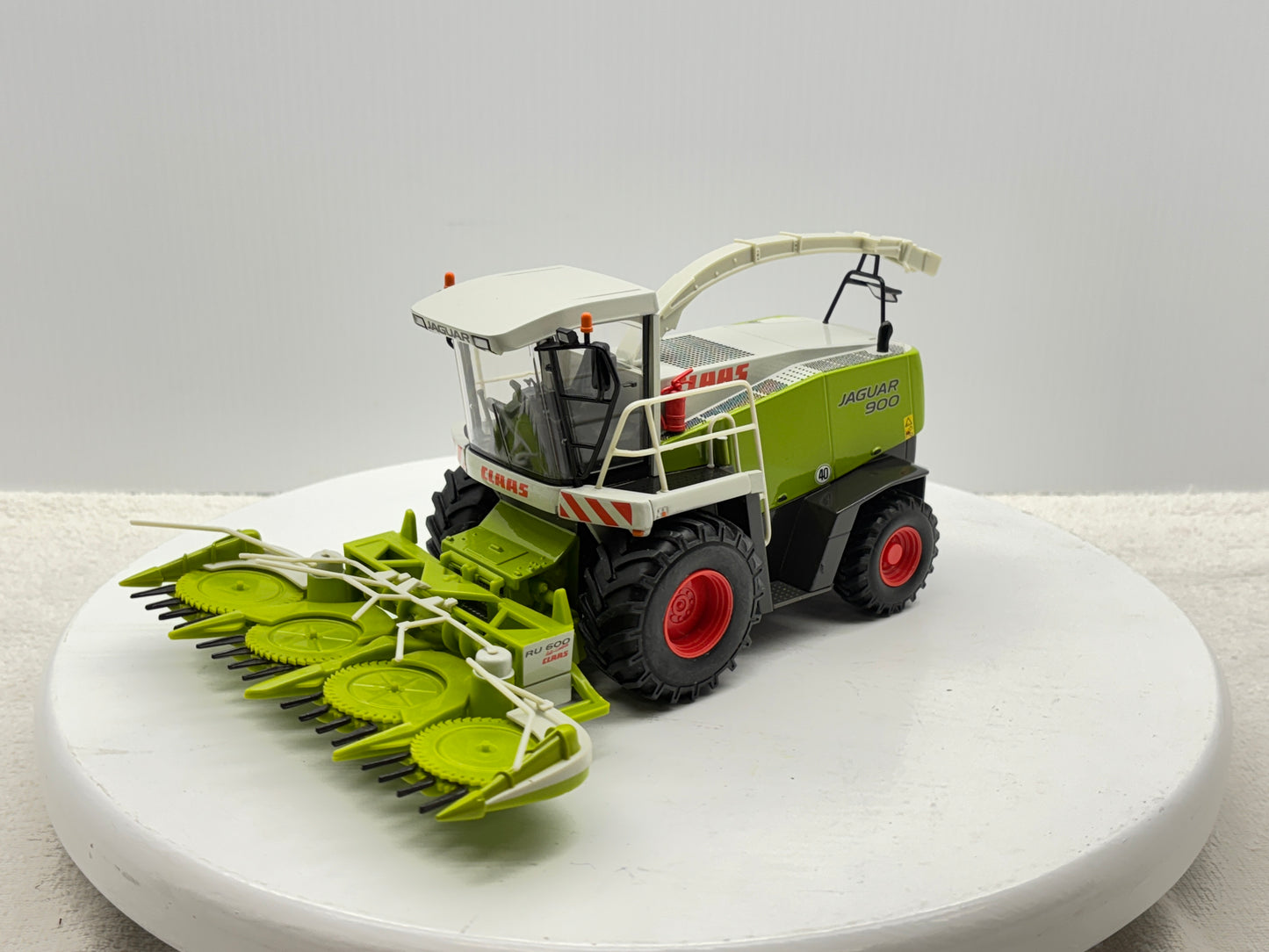 1/32 Claas Jaguar 900
