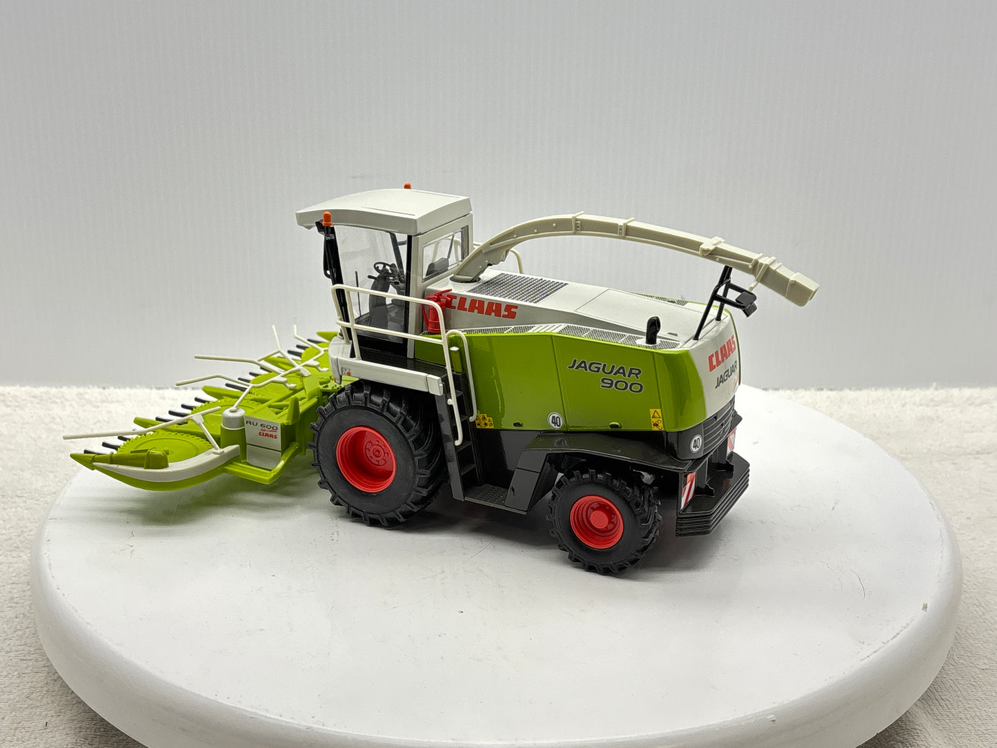 1/32 Claas Jaguar 900