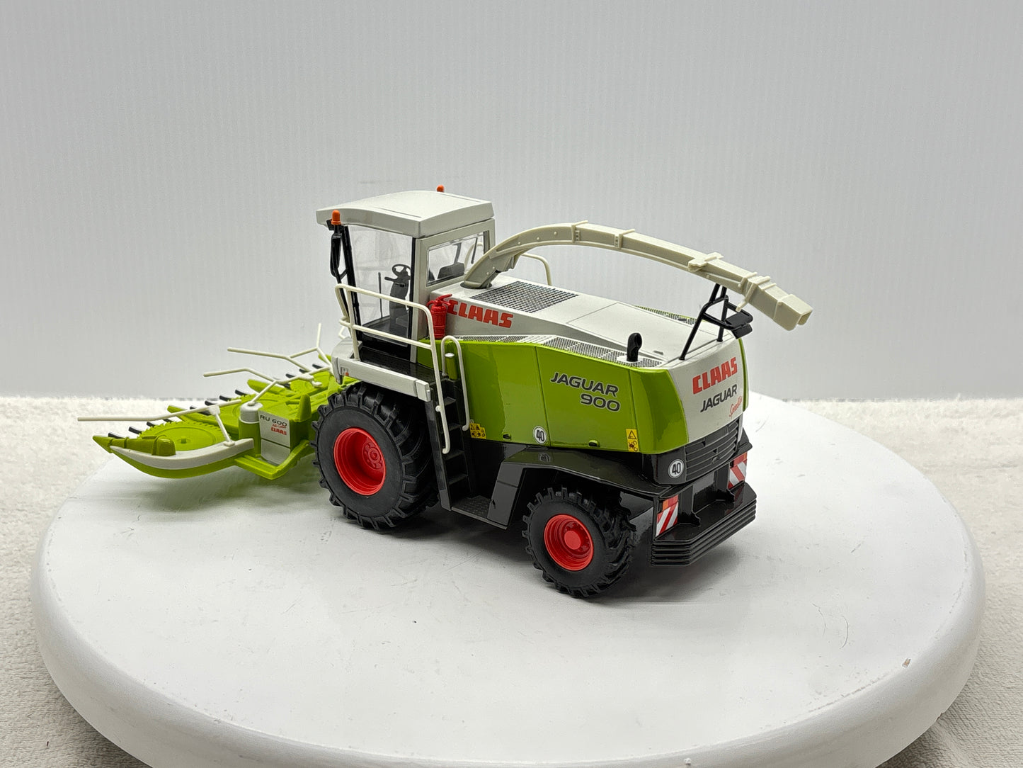 1/32 Claas Jaguar 900
