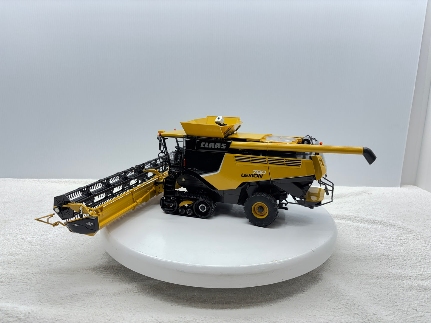 1/32 Claas Lexion 780TT