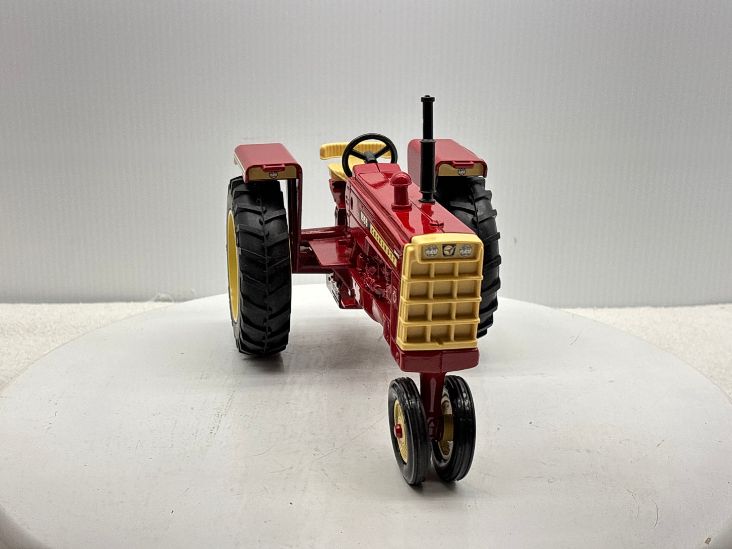 1/16 Cockshutt 1555 C.I.F.E.S