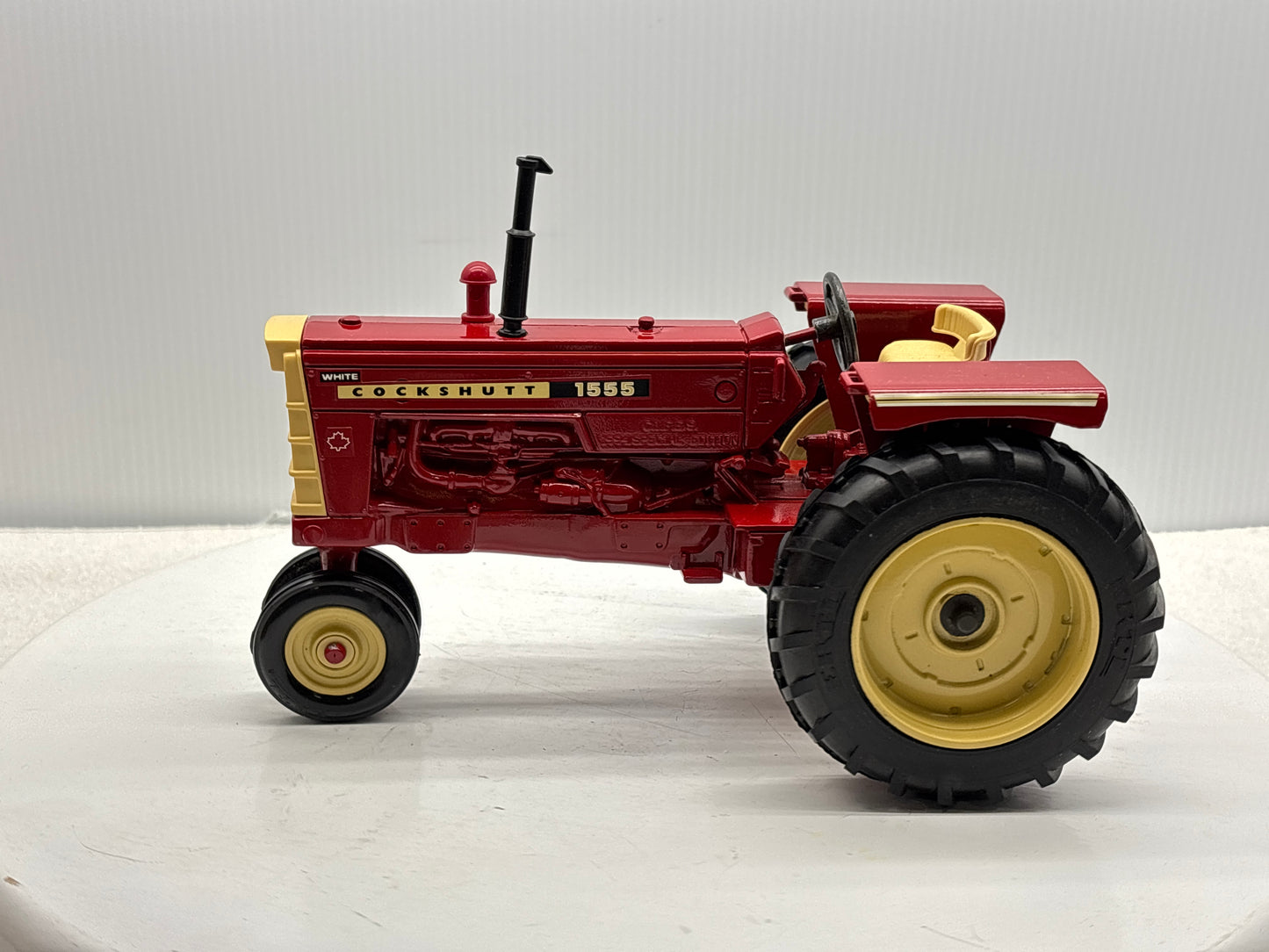 1/16 Cockshutt 1555 C.I.F.E.S
