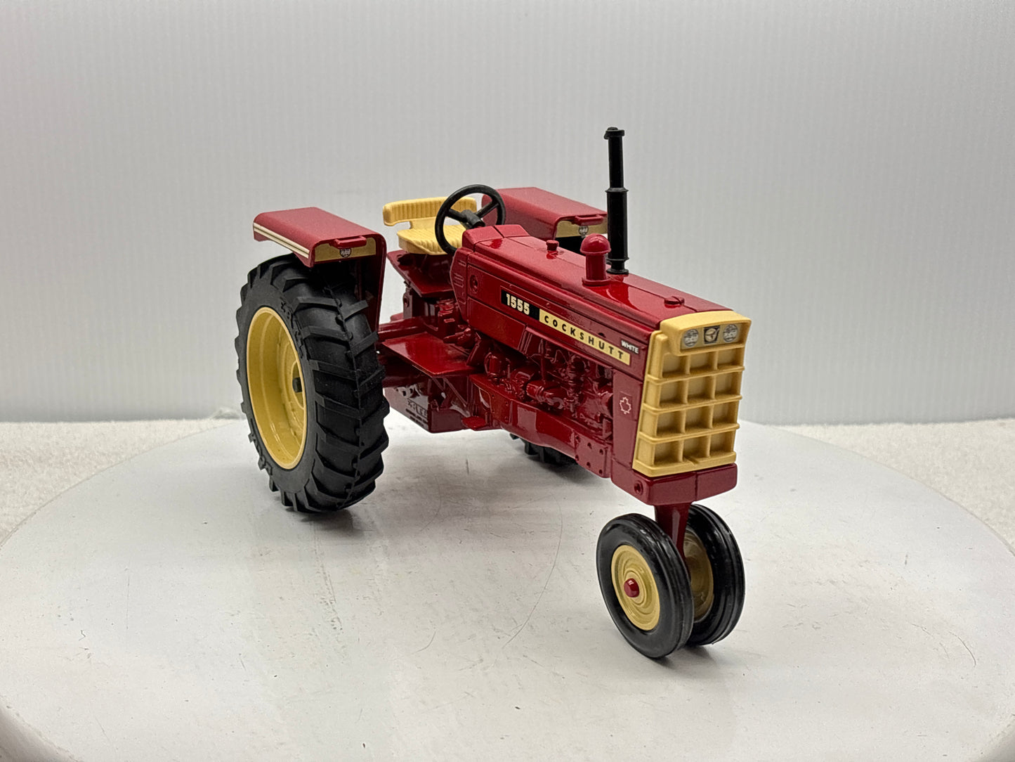 1/16 Cockshutt 1555 C.I.F.E.S