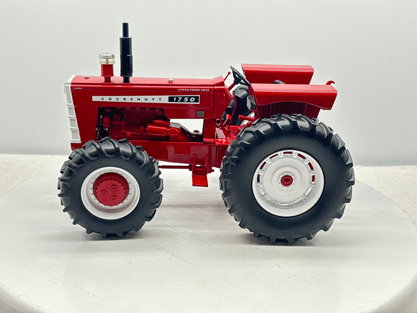 1/16 Cockshutt 1750 FWA